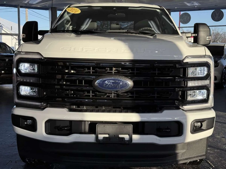 2024 Ford Super Duty 5th Gen - Image 4 of 12