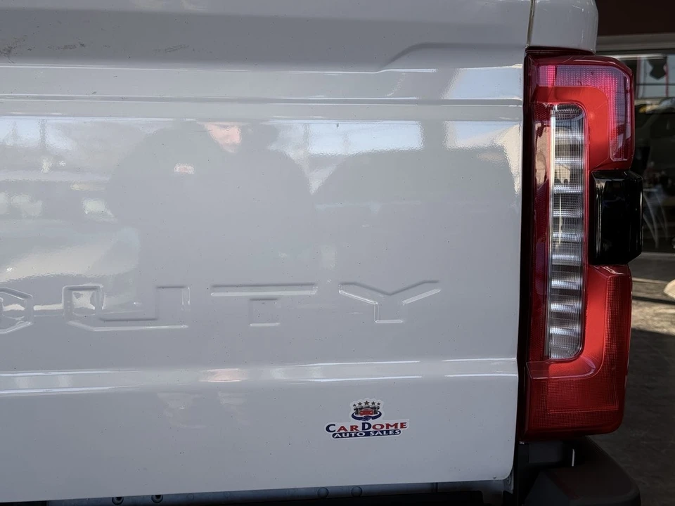 2024 Ford Super Duty 5th Gen - Image 15 of 21
