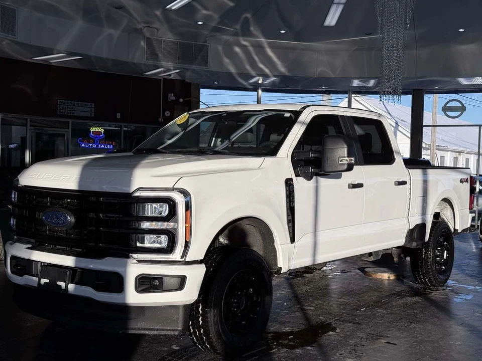 2024 Ford Super Duty 5th Gen - Image 2 of 21