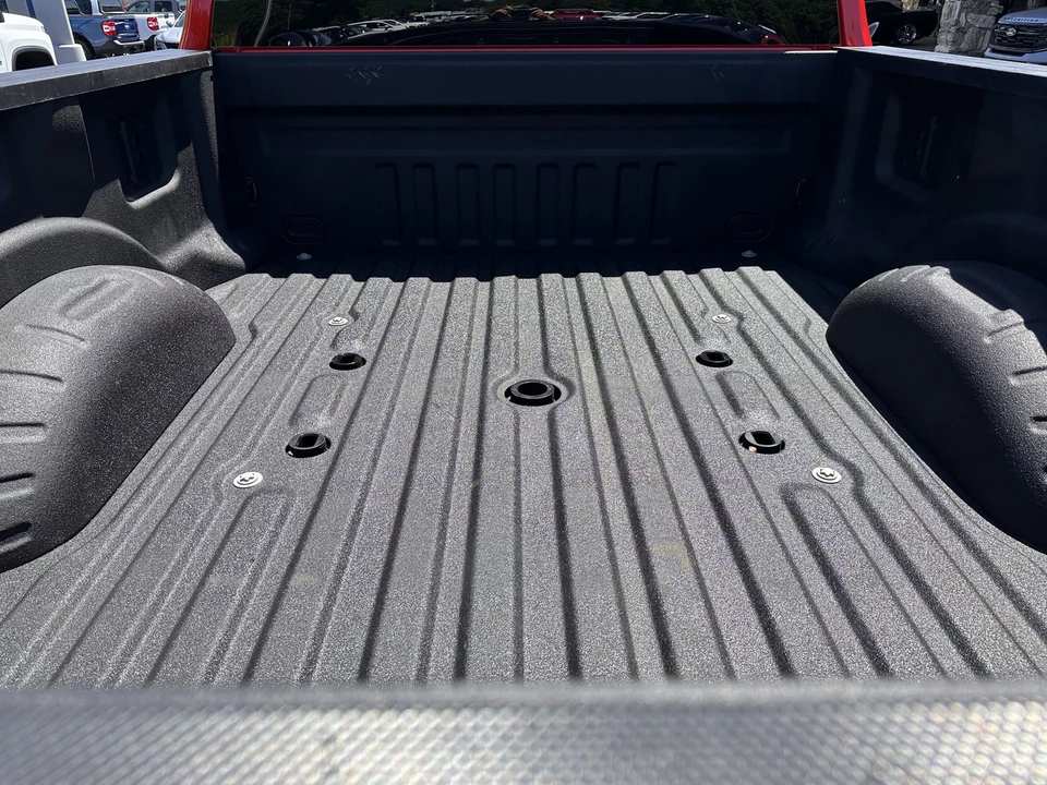 2024 Ford Super Duty 5th Gen - Image 9 of 31