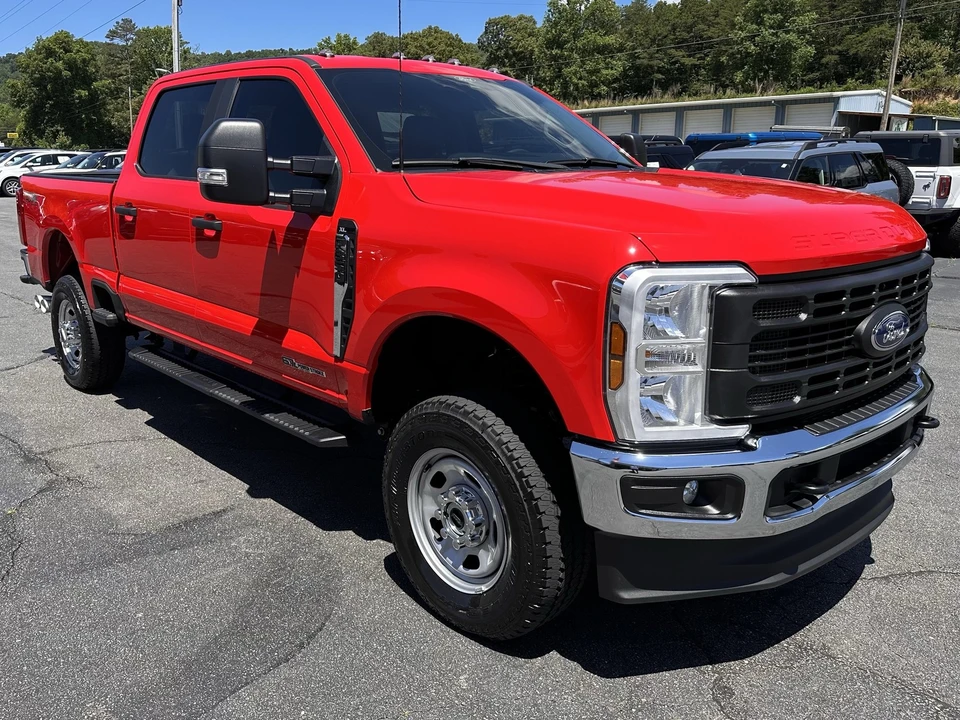 2024 Ford Super Duty 5th Gen - Image 4 of 31