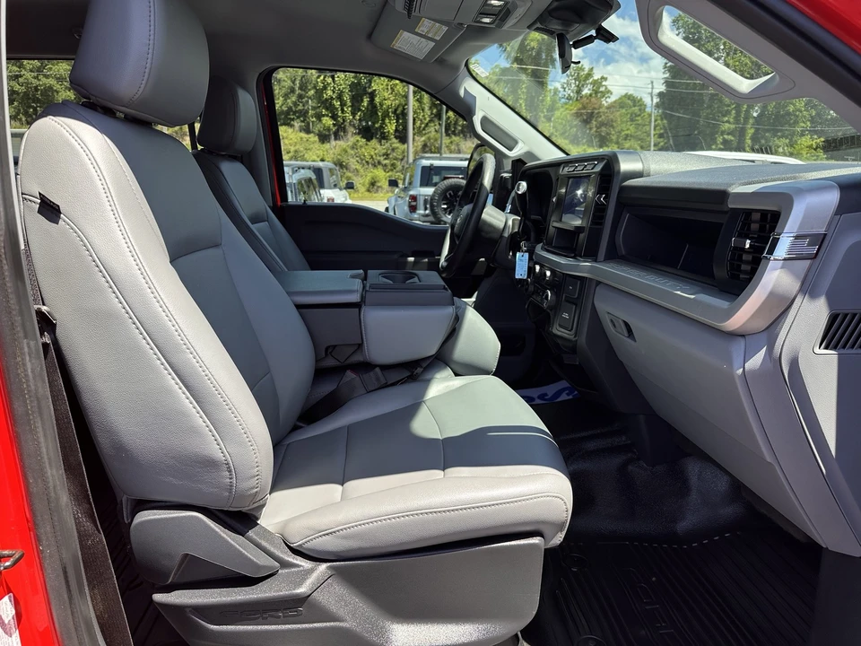 2024 Ford Super Duty 5th Gen - Image 16 of 31