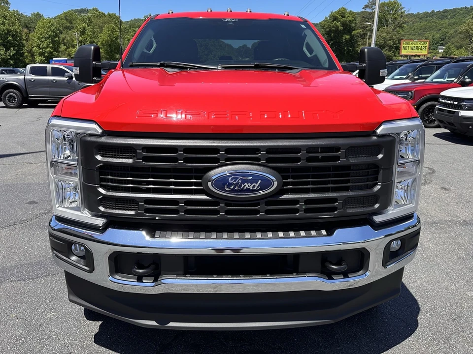2024 Ford Super Duty 5th Gen - Image 3 of 31