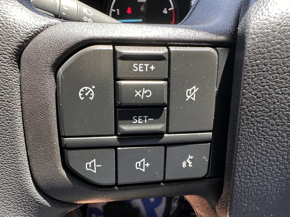 2024 Ford Super Duty 5th Gen - Image 23 of 31