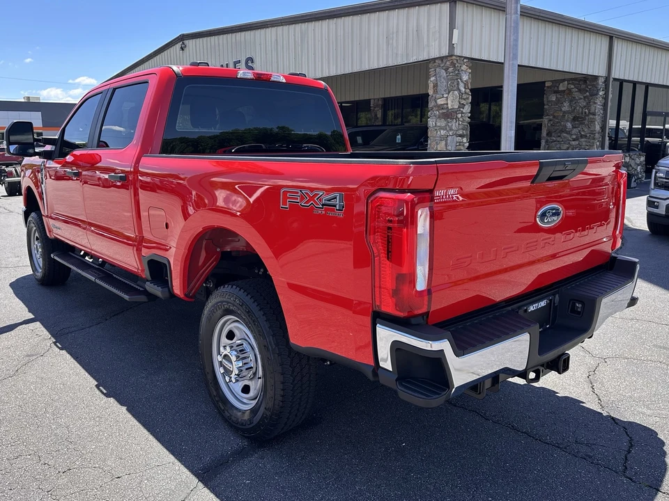 2024 Ford Super Duty 5th Gen - Image 8 of 31
