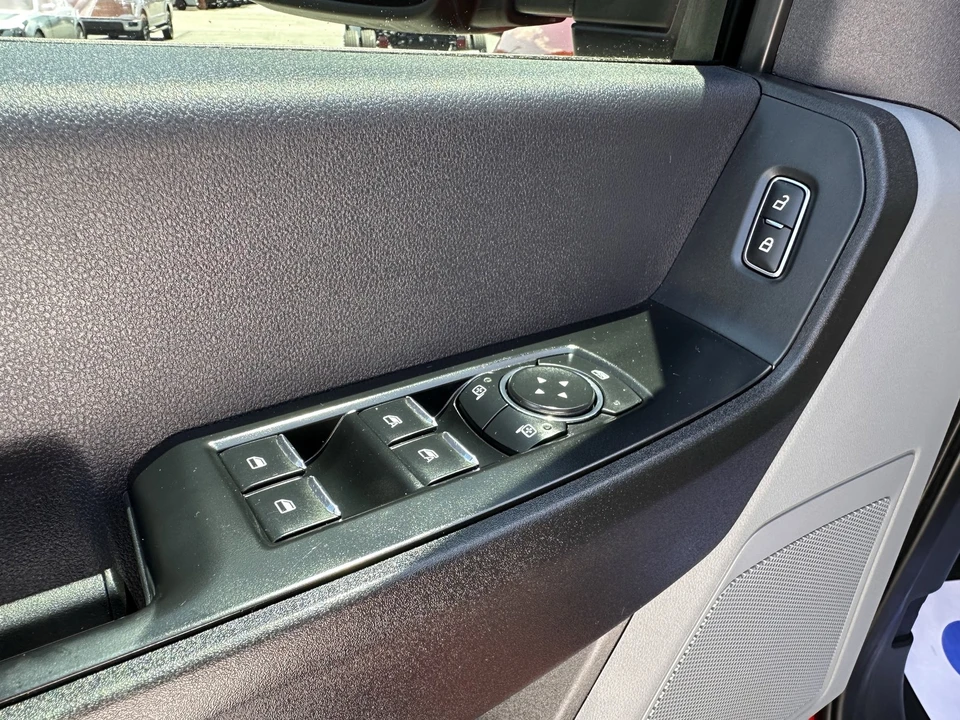 2024 Ford Super Duty 5th Gen - Image 18 of 31