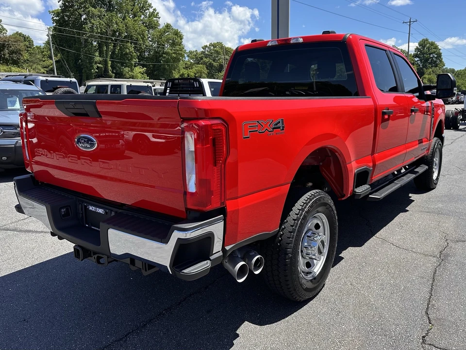 2024 Ford Super Duty 5th Gen - Image 6 of 31