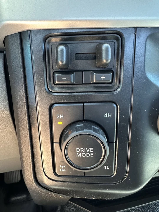 2024 Ford Super Duty 5th Gen - Image 20 of 31