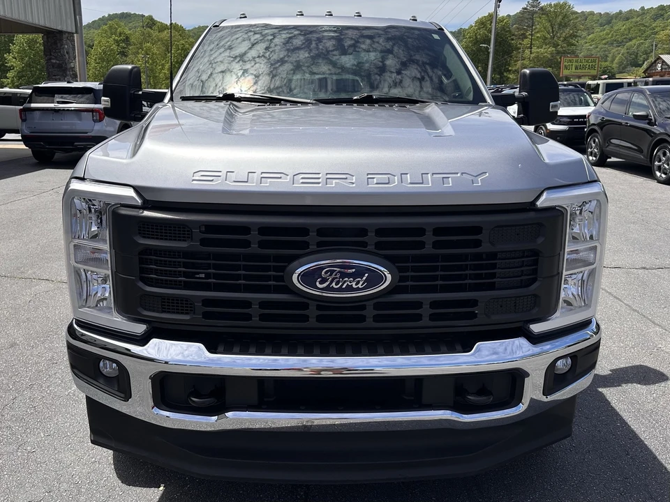 2024 Ford Super Duty 5th Gen - Image 3 of 31