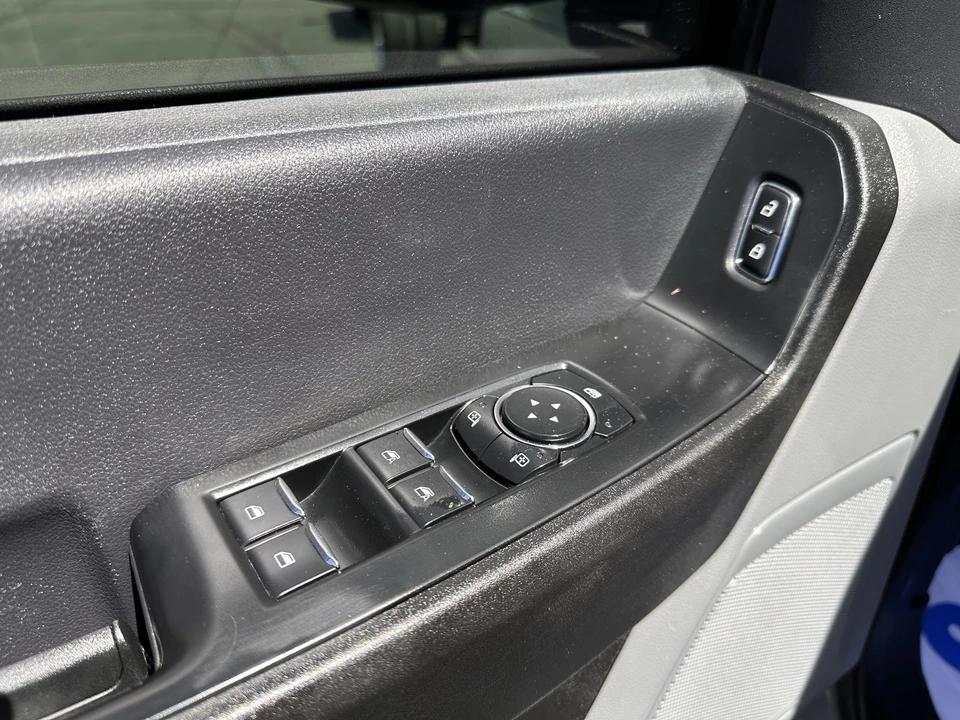 2024 Ford Super Duty 5th Gen - Image 17 of 31