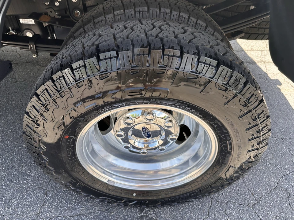 2024 Ford Super Duty 5th Gen - Image 29 of 31