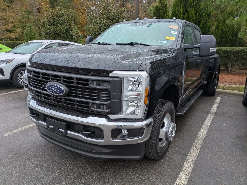 2024 Ford Super Duty 5th Gen - Image 3 of 4