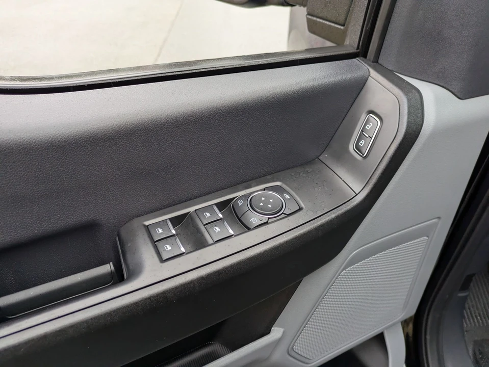 2024 Ford Super Duty 5th Gen - Image 17 of 21