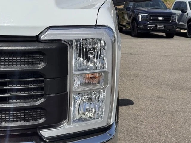 2024 Ford Super Duty 5th Gen - Image 8 of 30