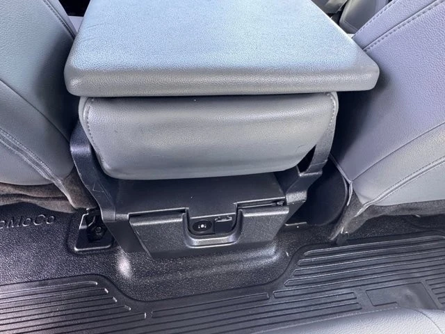 2024 Ford Super Duty 5th Gen - Image 29 of 30