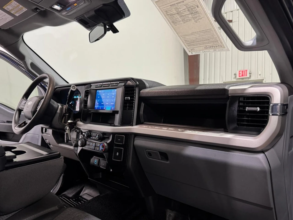 2024 Ford Super Duty 5th Gen - Image 13 of 21