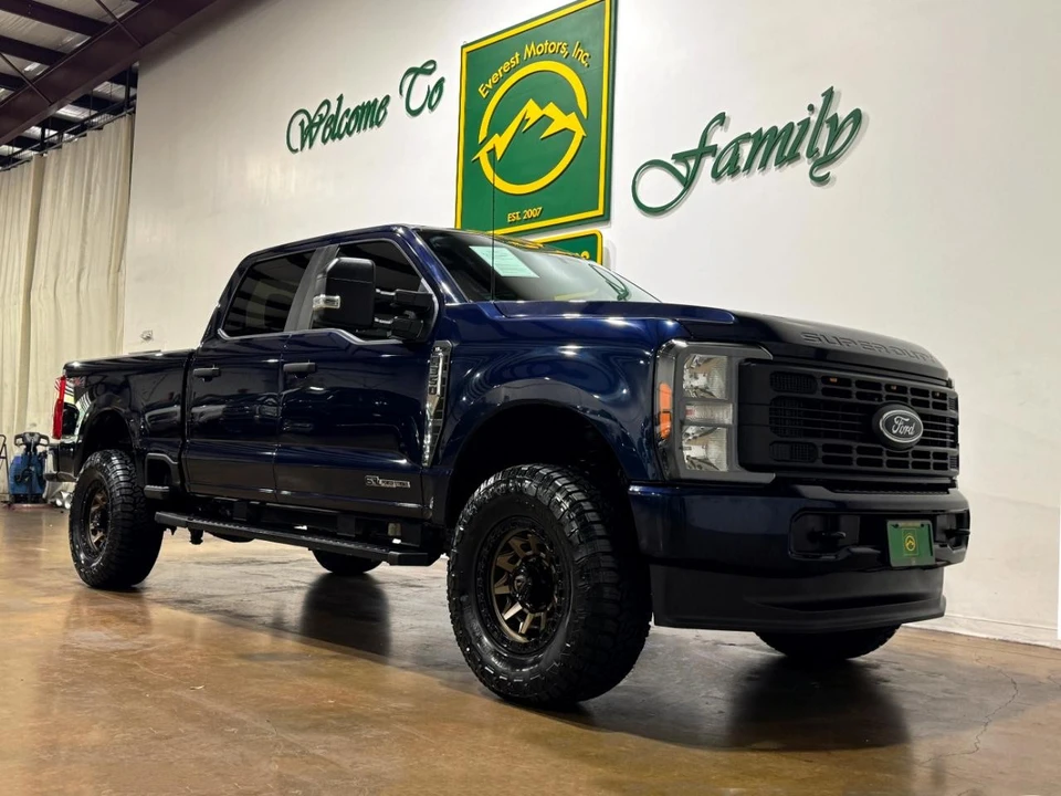 2024 Ford Super Duty 5th Gen - Image 2 of 21