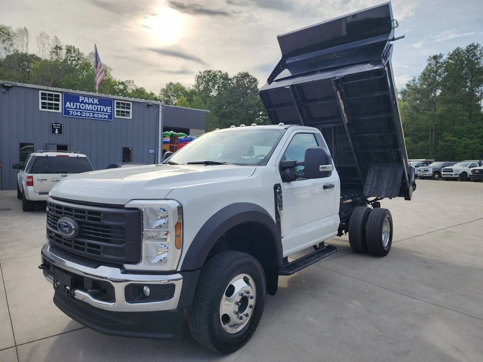 2024 Ford Super Duty 5th Gen - Image 2 of 31