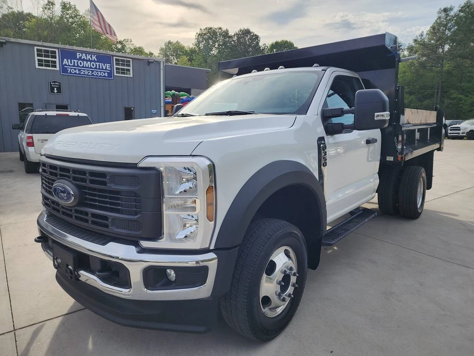 2024 Ford Super Duty 5th Gen - Image 3 of 31