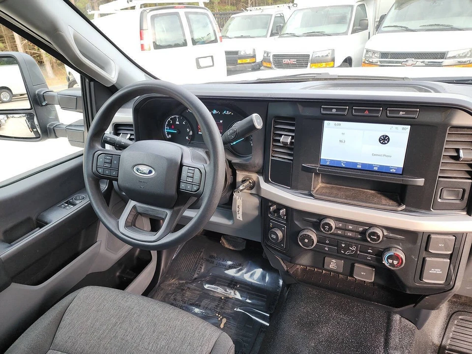 2024 Ford Super Duty 5th Gen - Image 18 of 31