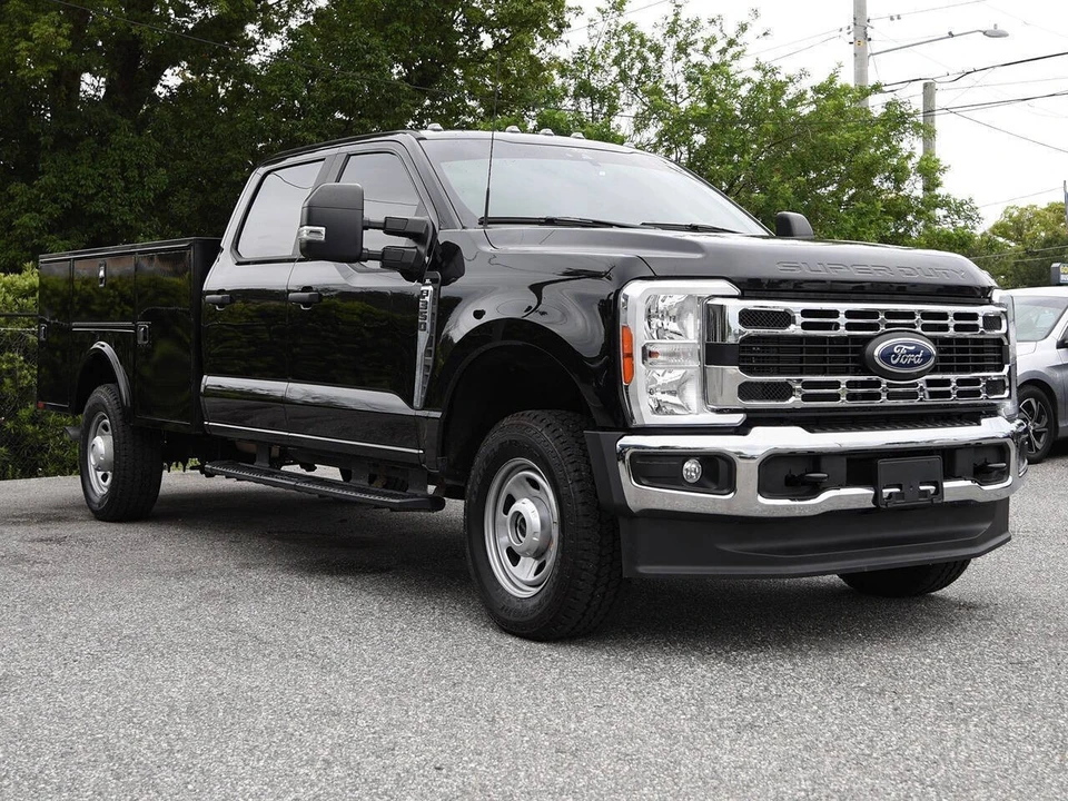 2024 Ford Super Duty 5th Gen - Image 4 of 18