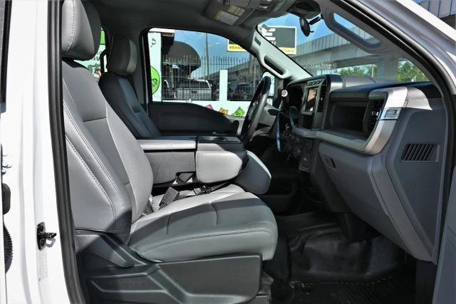 2024 Ford Super Duty 5th Gen - Image 20 of 21