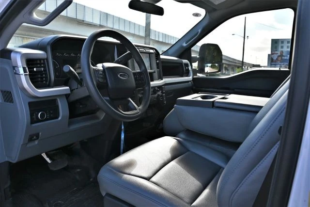 2024 Ford Super Duty 5th Gen - Image 19 of 21