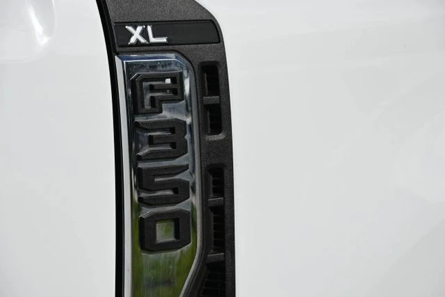 2024 Ford Super Duty 5th Gen - Image 11 of 21
