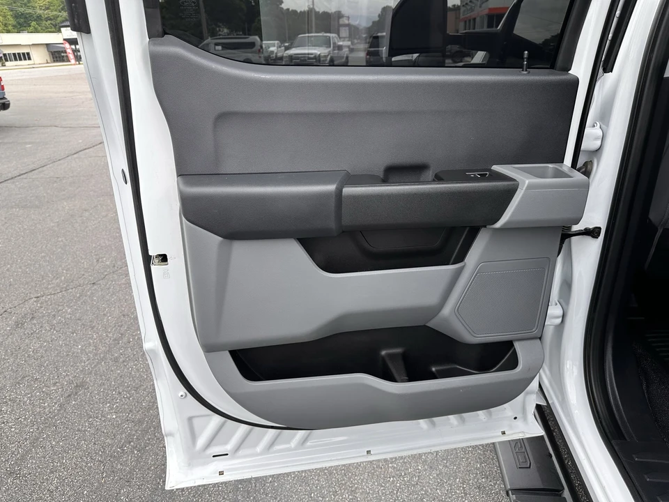 2024 Ford Super Duty 5th Gen - Image 12 of 28