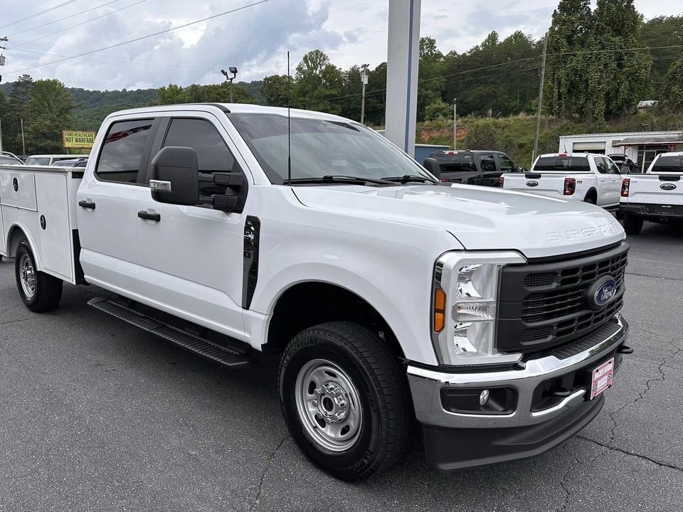 2024 Ford Super Duty 5th Gen - Image 4 of 28