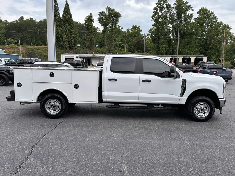 2024 Ford Super Duty 5th Gen - Image 6 of 28
