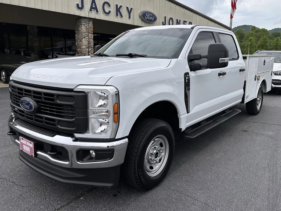 2024 Ford Super Duty 5th Gen - Image 2 of 28