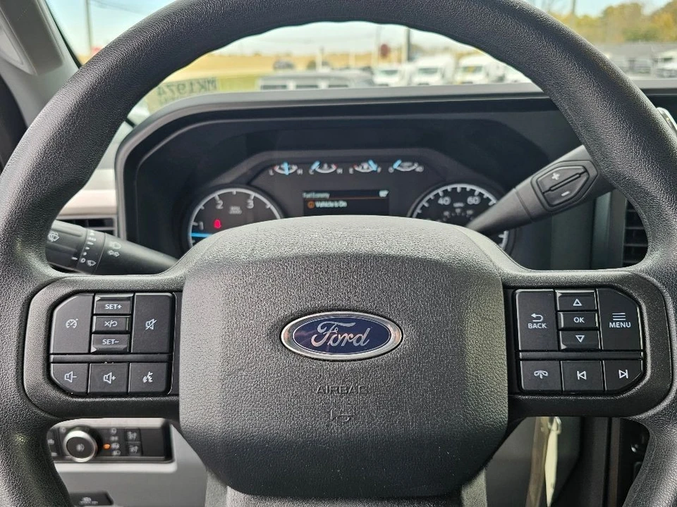 2024 Ford Super Duty 5th Gen - Image 17 of 19