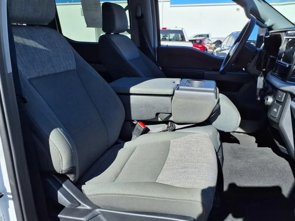 2024 Ford Super Duty 5th Gen - Image 15 of 20