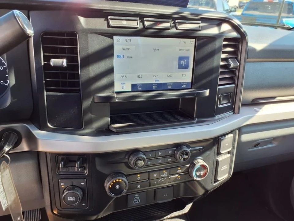 2024 Ford Super Duty 5th Gen - Image 14 of 19
