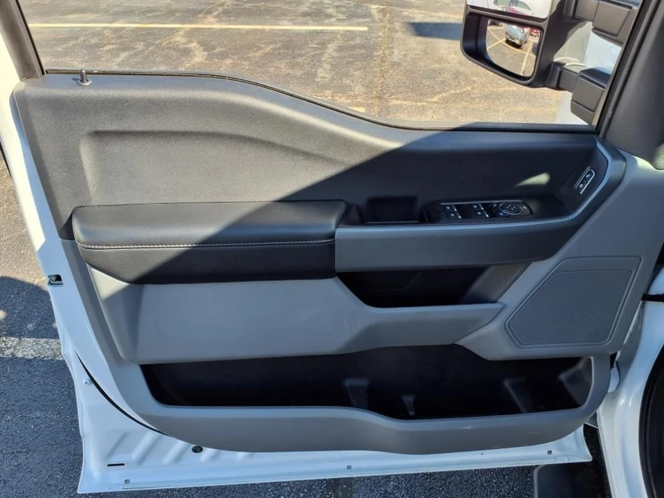 2024 Ford Super Duty 5th Gen - Image 13 of 19