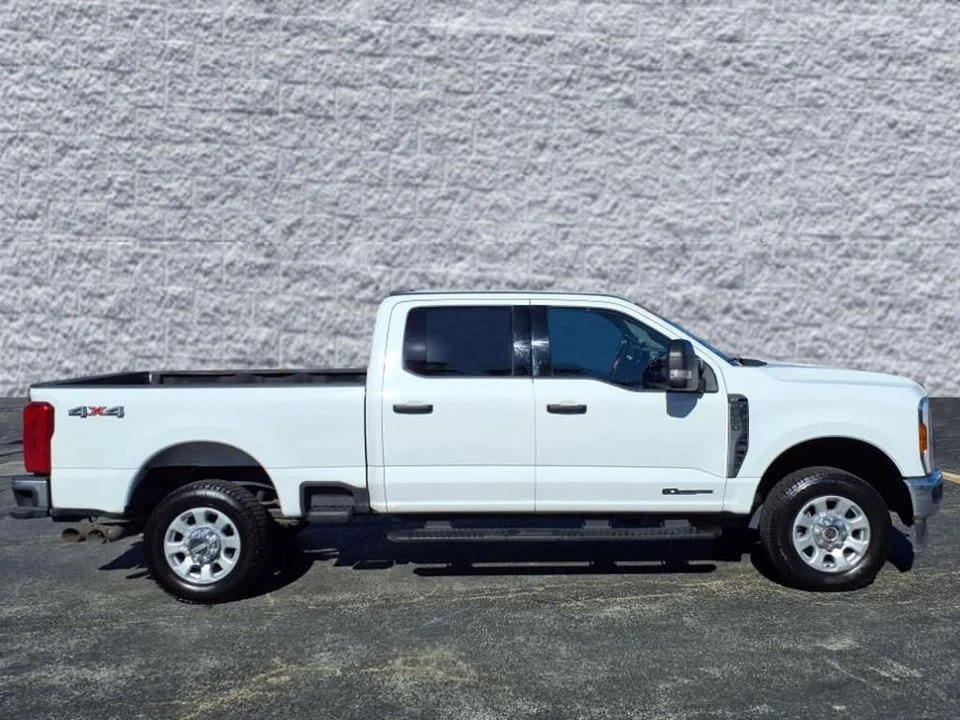 2024 Ford Super Duty 5th Gen - Image 2 of 19