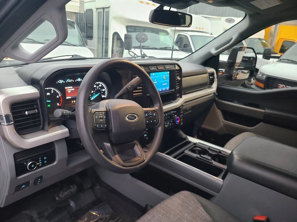 2024 Ford Super Duty 5th Gen - Image 13 of 21
