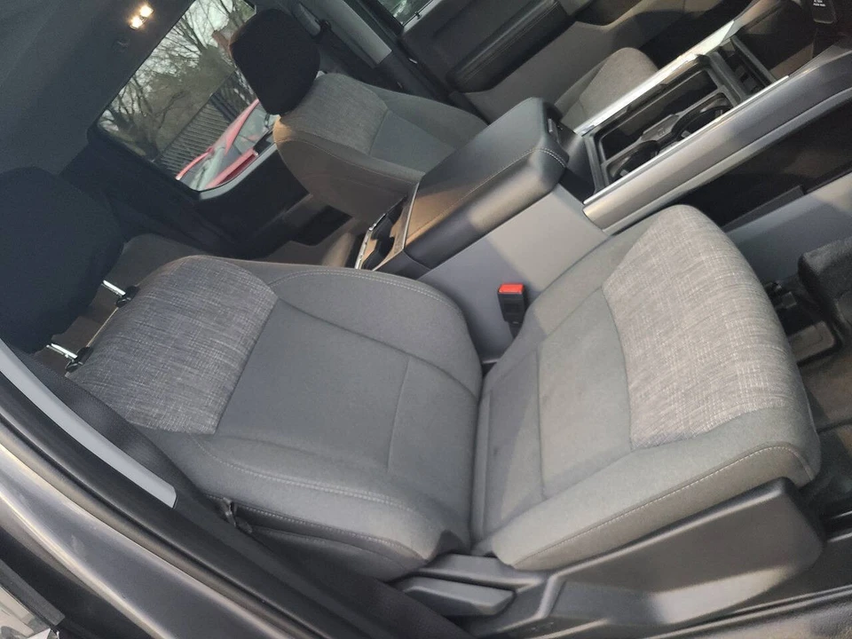 2024 Ford Super Duty 5th Gen - Image 15 of 31