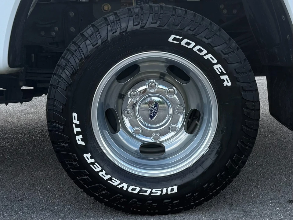 2024 Ford Super Duty 5th Gen - Image 12 of 31