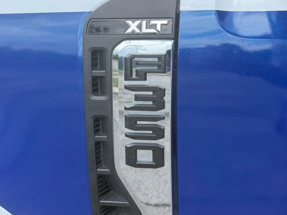 2024 Ford Super Duty 5th Gen - Image 15 of 31
