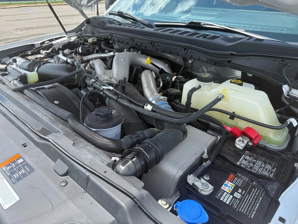 2024 Ford Super Duty 5th Gen - Image 17 of 31