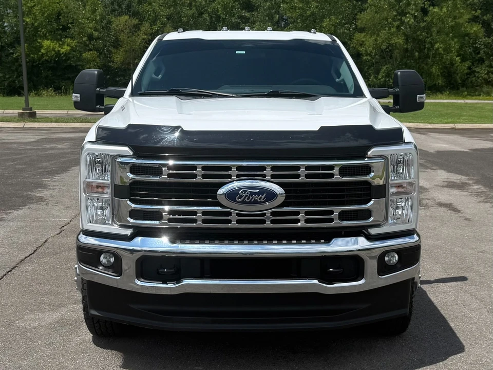 2024 Ford Super Duty 5th Gen - Image 5 of 31