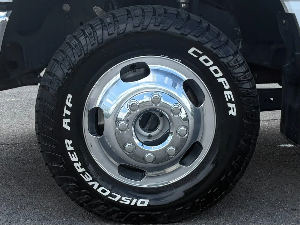 2024 Ford Super Duty 5th Gen - Image 11 of 31