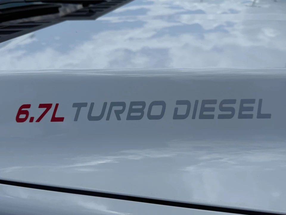 2024 Ford Super Duty 5th Gen - Image 14 of 31