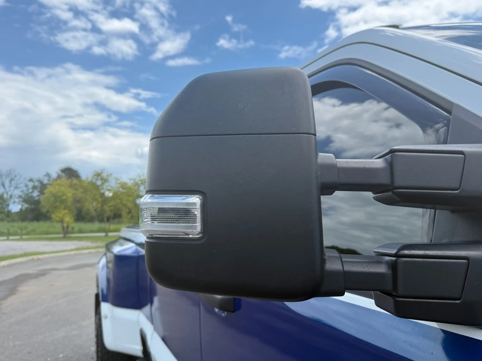 2024 Ford Super Duty 5th Gen - Image 13 of 31