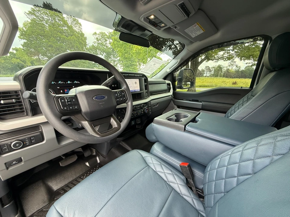 2024 Ford Super Duty 5th Gen - Image 19 of 31