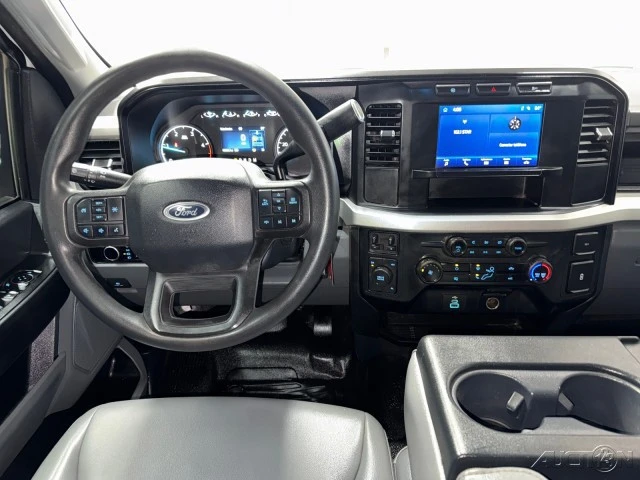 2024 Ford Super Duty 5th Gen - Image 15 of 21