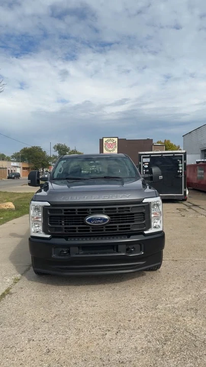 2024 Ford Super Duty 5th Gen - Image 5 of 10
