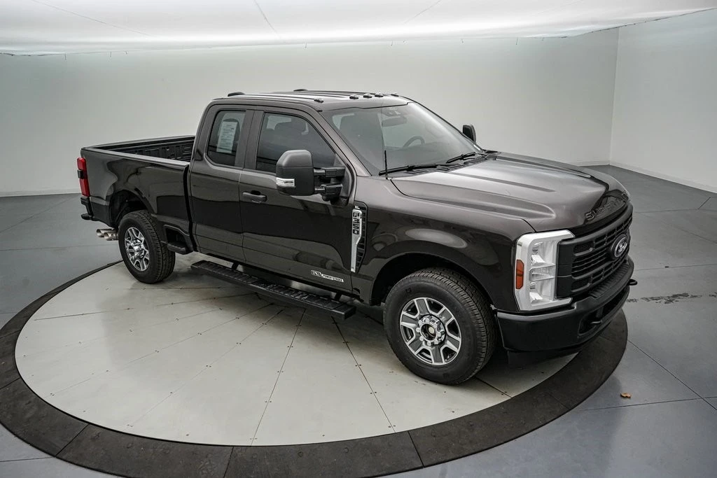 2024 Ford Super Duty 5th Gen - Image 2 of 21